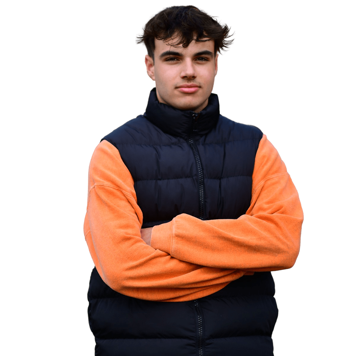 Mark-med-armene-over-kors_eux2022-removebg