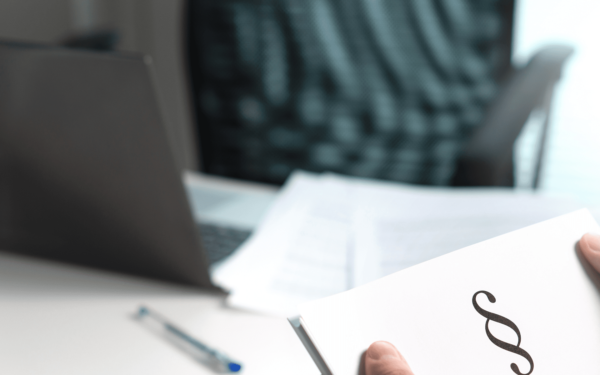 Lovgivning1920x1200ny